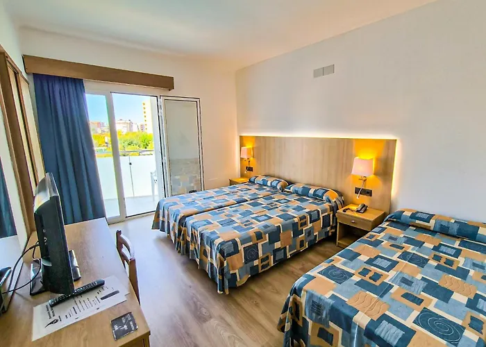 Nautilus Hotel